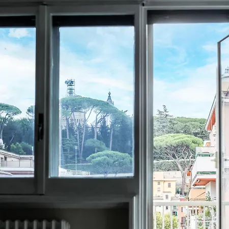 Vatican View With Balcony *